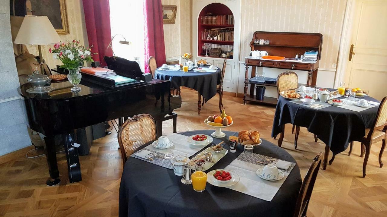 לינה וארוחת בוקר Pleslin-Trigavou Le Manoir De La Bigotiere מראה חיצוני תמונה